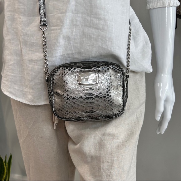 Michael Kors Black Metallic Python Crossbody Mini Bag w/ Bonus Belt Bag - Picture 5 of 16